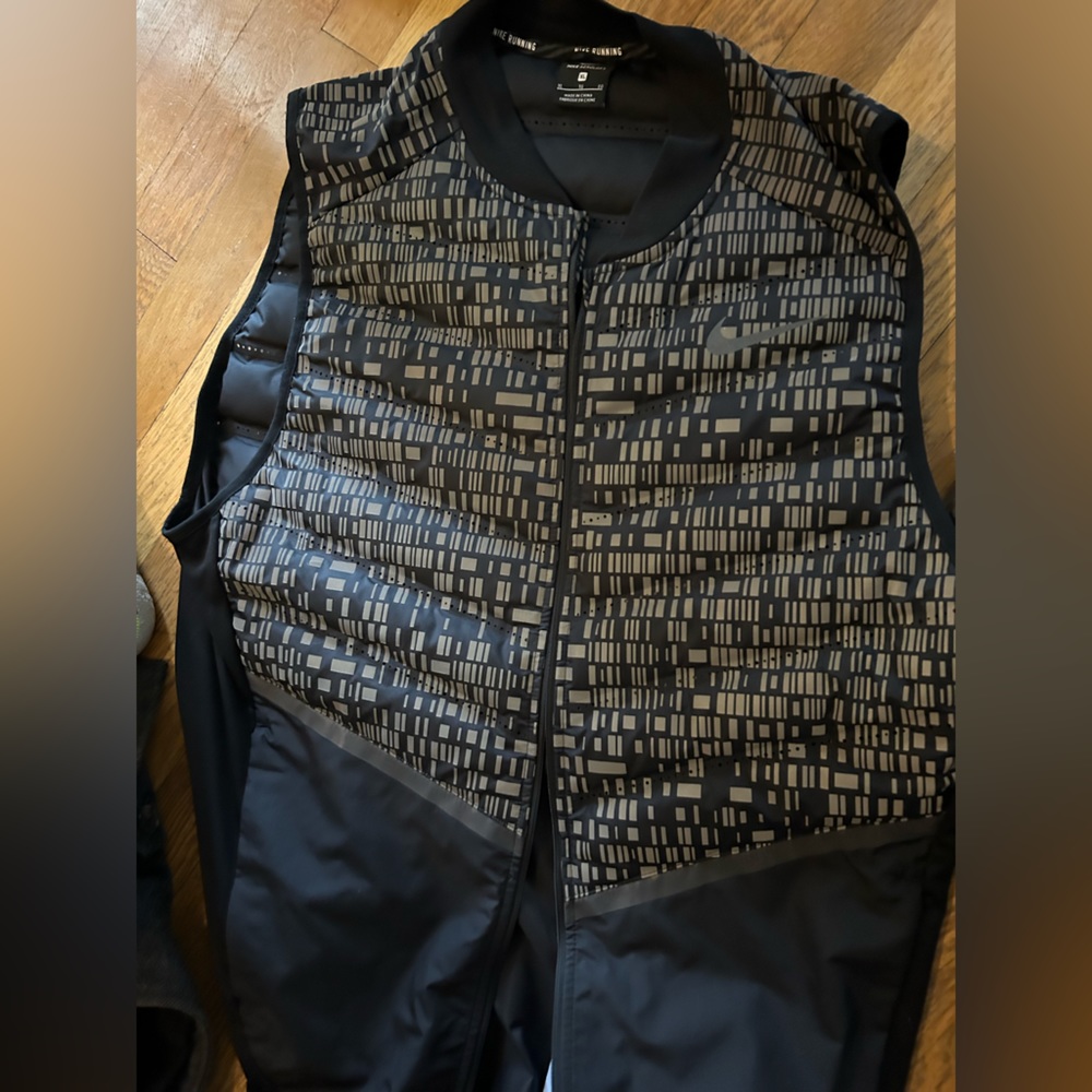 Nike running vest